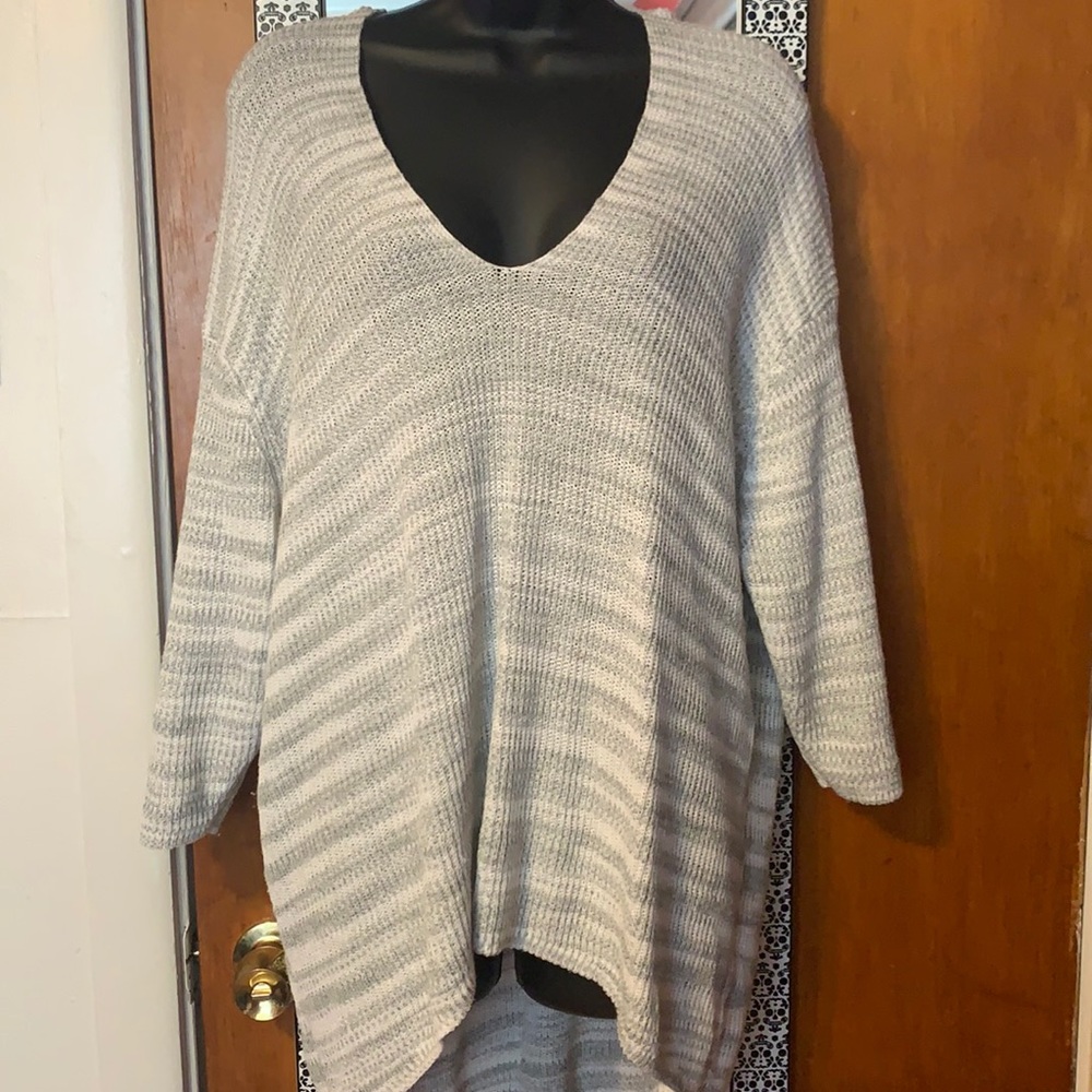 Knitted/ sweater shirt